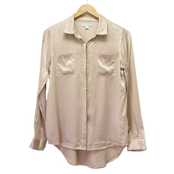 Garnet Hill 100% Silk Blouse Button Front Long Sleeve in Champagne Taupe Size 4 - Picture 3 of 13